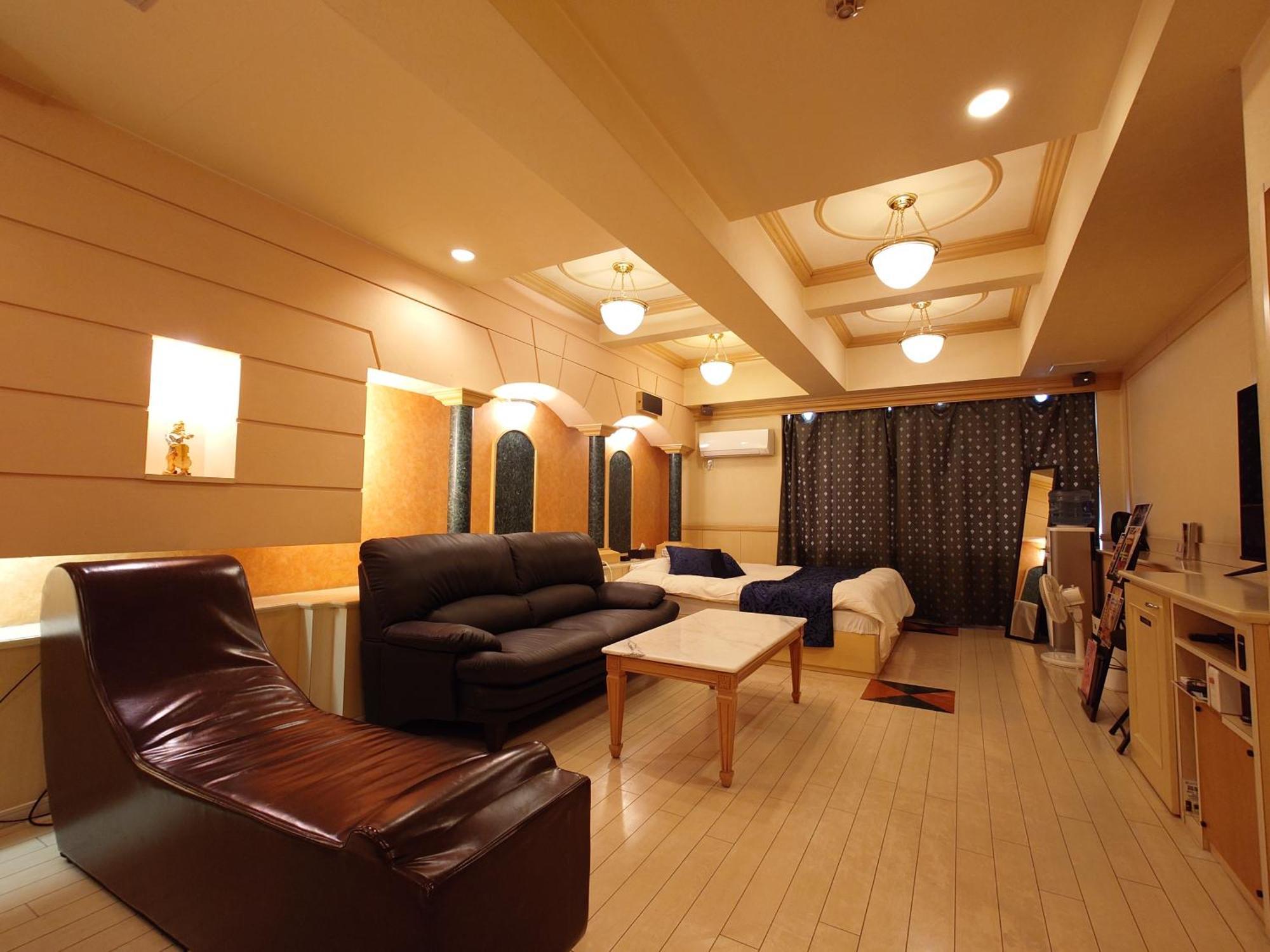 ホテル カーシュ Cache 男塾ホテルグループ (Adults Only) Himeji Zewnętrze zdjęcie